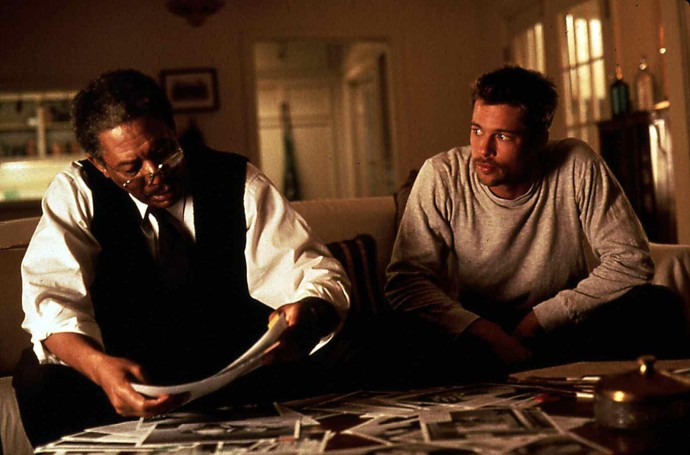 Odkaz na film se objevil ve videoklipu kapely Rammstein ke skladbě Haifisch.