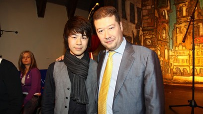 FOTO: Tomio Okamura se synem Ruyem před lety.
