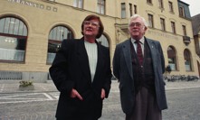 Zemřela manželka Josefa Škvoreckého: Slavné spisovatelce bylo 91 let
