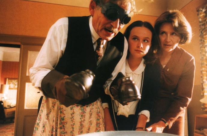 Kodet nemusel v Pelíškách ani moc hrát, podle manželky Soni měl rád vše pod kontrolou a holdoval pořádku i ve skutečném životě.