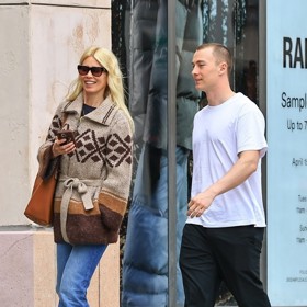 Claudia Schiffer vypadá pořád skvěle.