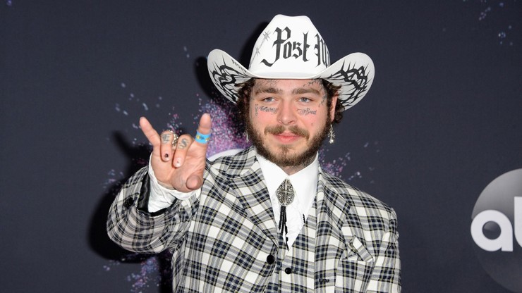 Post Malone pobláznil Prahu: Rapper svým přístupem šokoval fanoušky, v ulicích byl nepřehlednutelný