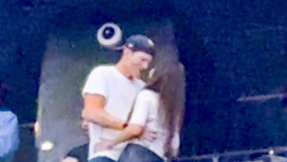 FOTO: Ashton Kutcher a Mila Kunis na koncertě Backstreet Boys.