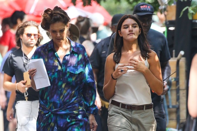 Suri Cruise navštívila svou maminku během natáčení filmu.