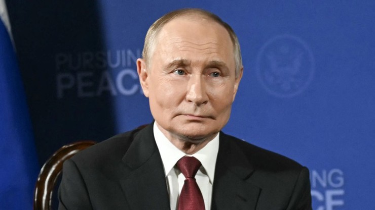 Mnozí si myslí, že na Aljašku ruská hlava státu poslala dvojníka.