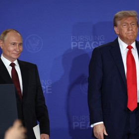Jednání Trumpa s Putinem nepřineslo očekávané výsledky. 