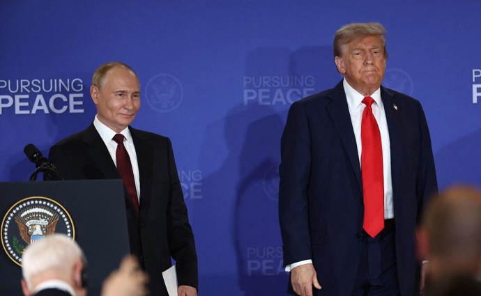 Donald Trump i Vladimir Putin si společné setkání pochvalovali a jsou spokojeni s výsledky.