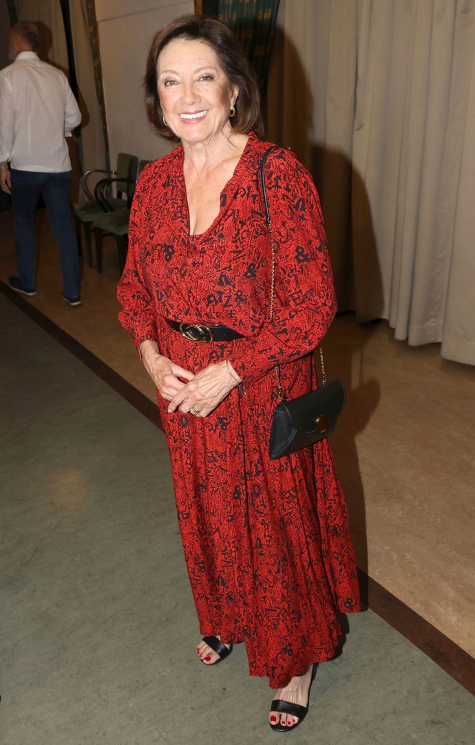 Marie Rottrová má červenou barvu v šatníku i po osmdesátce.