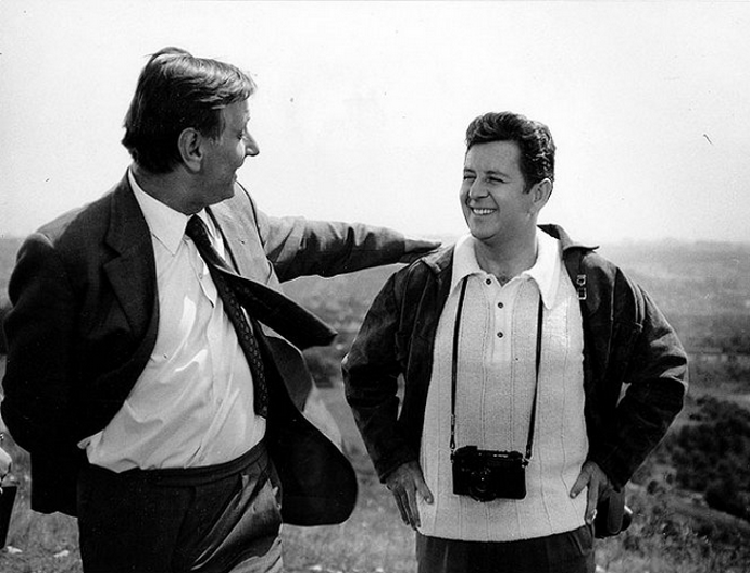snímek z filmu Aféry mé ženy, vlevo Josef Langmiler