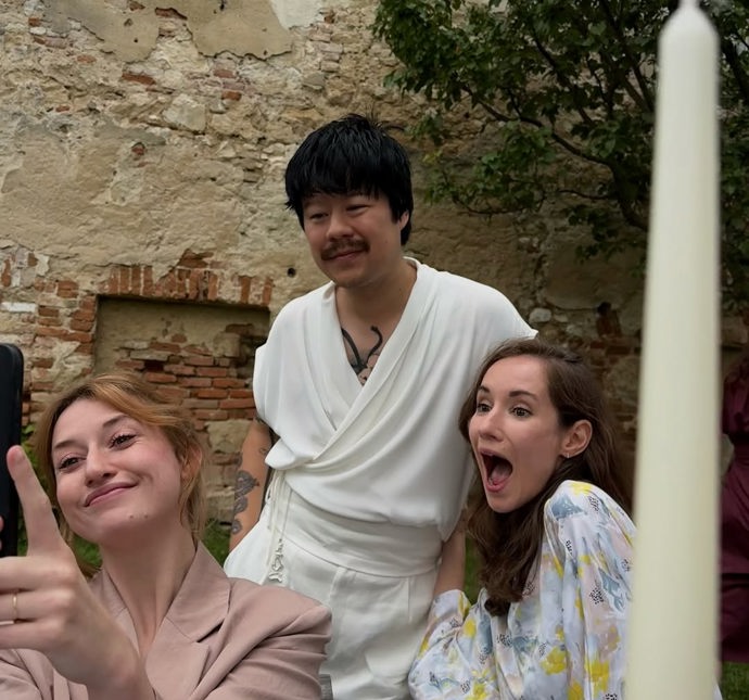 Ruy Okamura byl oblečen v japonském stylu.