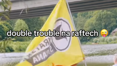 FOTO: Sugar Denny vyjela na raft se stranou Pirátů.