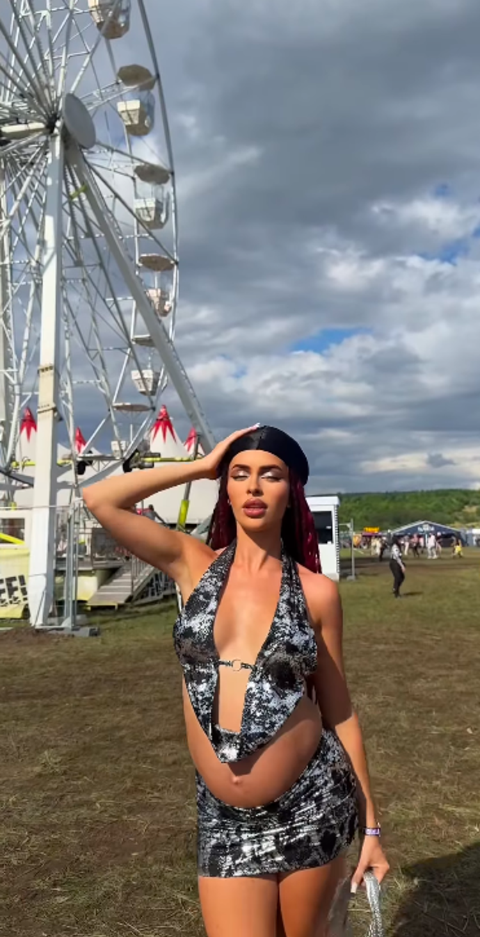 Rachel Karnižová si ani v pokročilém těhotenství nenechala ujít festival Let It Roll.