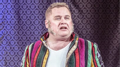 FOTO: Václav Kopta v divadelním představení Revizor.