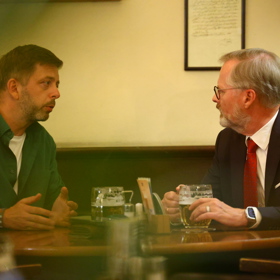 Vít Rakušan a Petr Fiala diskutovali několik hodin.