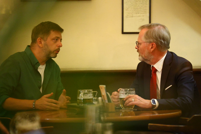 Vít Rakušan a Petr Fiala diskutovali několik hodin.