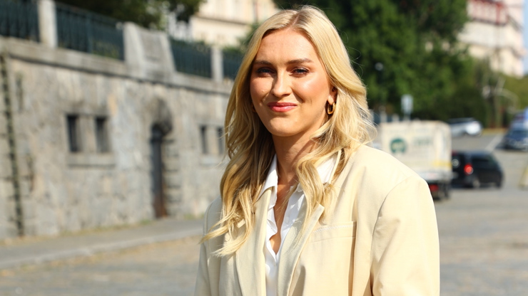 Zorka Hejdová moderuje Love Island.