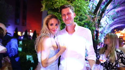 FOTO: Tereza Barošová a Filip Neusser na otvíračce restaurace v Brně.