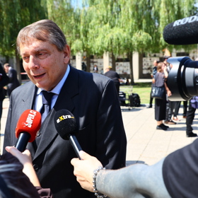 Jiří Paroubek je známý politik.