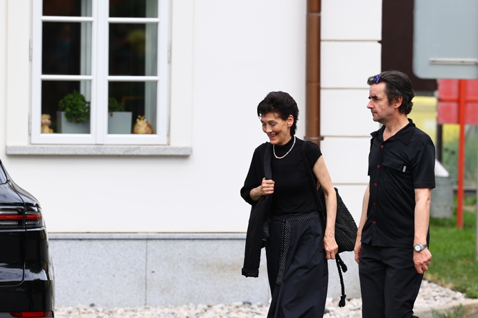 Monika Kvasničková přišla s úsměvem. 