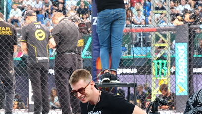FOTO: Adam Mišík na Oktagonu 74.