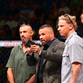 Vémola na zápas dohlídne.