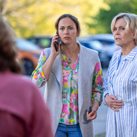 Není to pro ni jednoduché. Vanda totiž zapomene malou Esterku v taxíku...