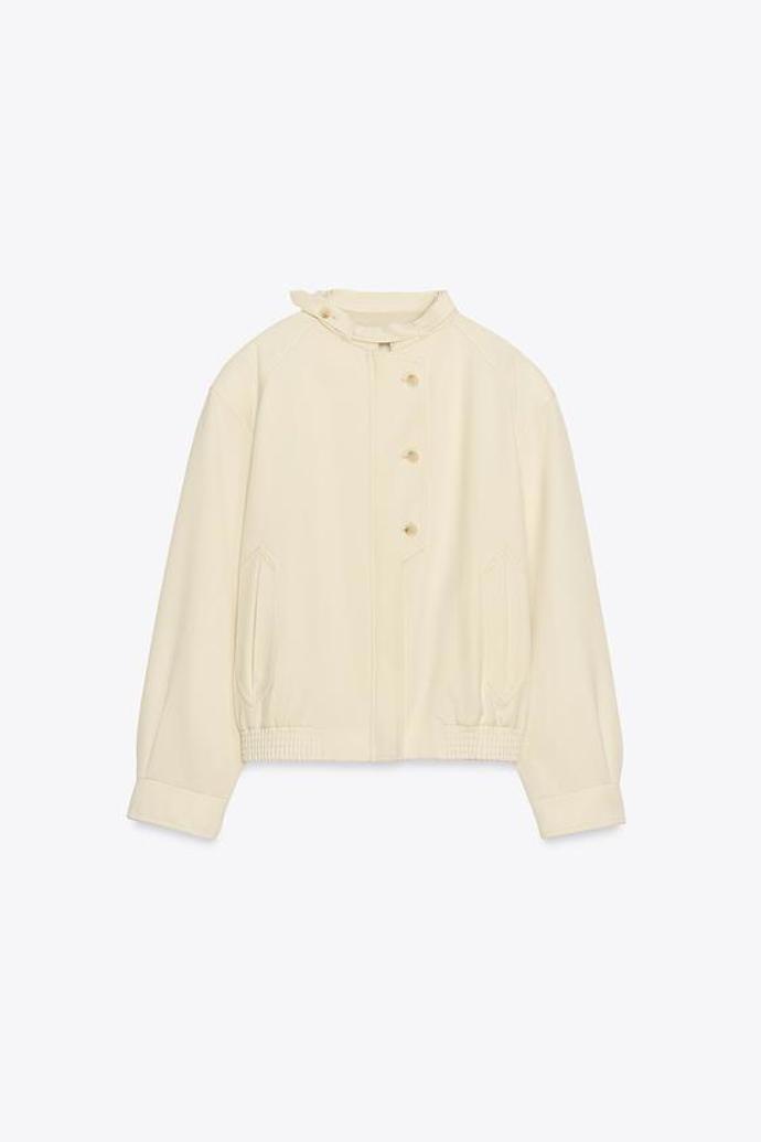 Bunda s knoflíky, Zara, 2299 Kč