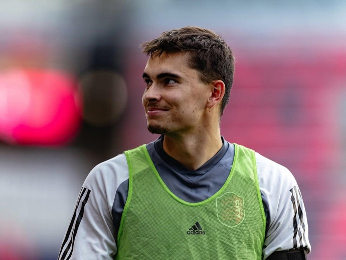 Lucas působí stejně jako otec v St. Louis.