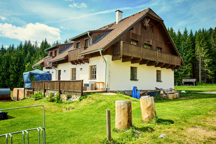 Šumavský penzion Pláně na Nových Hutích, který jsme mohli vidět ve třetím dílu pořadu Ano, šéfe!