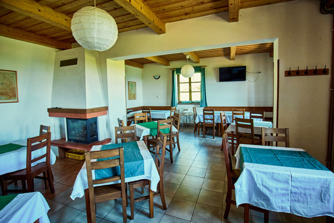 V interiéru podniku si hosté musejí zvyknout na pohyb dětí majitelů.