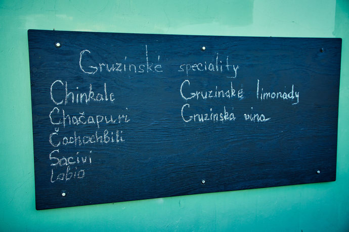 Starosuchdolská restaurace má v nabídce i gruzínské speciality.
