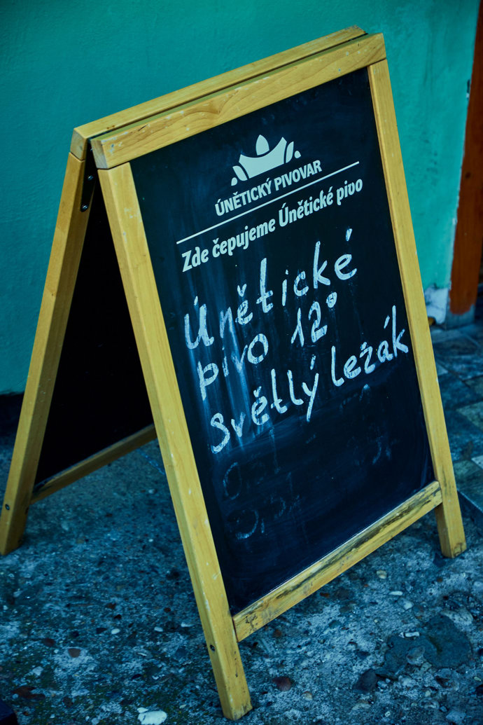 Starosuchdolská restaurace potěší i milovníky piva.