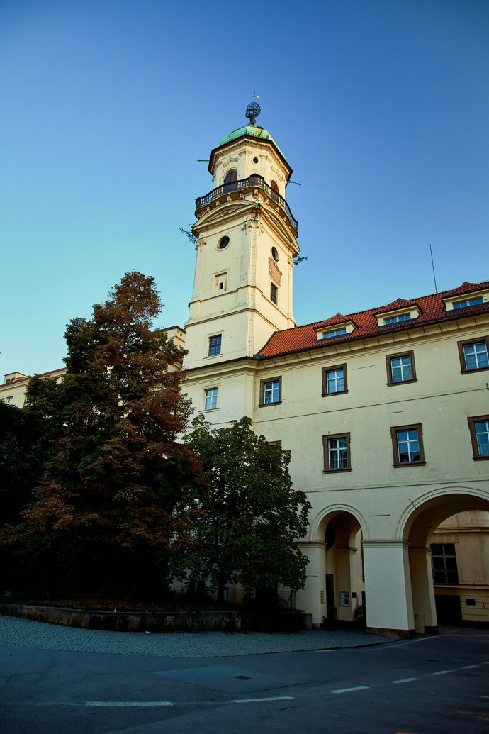 Klementinum je jedním z hlavních lokalit v nové knize Dana Browna.