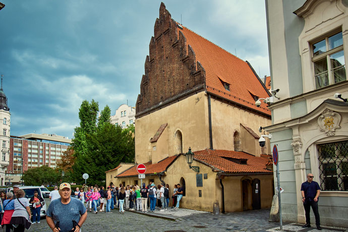 Staronová synagoga je jednou z ústředních lokací v nové knize Dana Browna.
