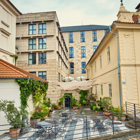 Hotel Four Seasons je umístěn v srdci Prahy.