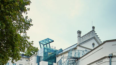 FOTO: Muzeum Kampa se objevuje v nové knize Dana Browna.