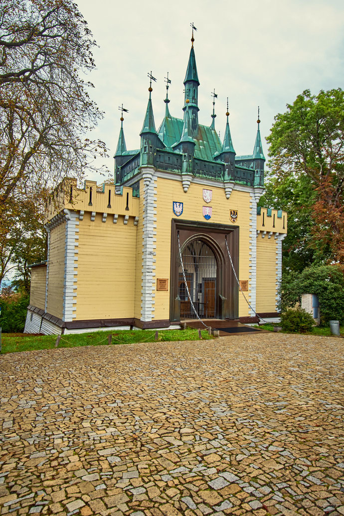 Zrcadlové bludiště na Petříně.