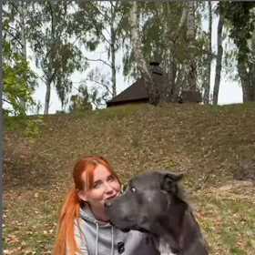 Aneta Zicklerová si stěžuje na drahé granule.