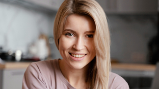 Dorota (25): Máma byla po rozvodu na dně, a tak jsem jí dohodila svého kamaráda. Hned se jí vrátila chuť do života