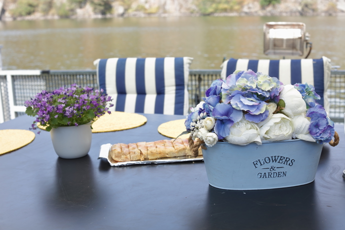 Všechny návštěvy Heleny a Martina mají vždy připraveno pohoštění, na čerstvém vzduchu každému vyhládne.