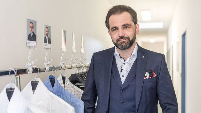 Kalkulátor Jakub Kvášovský, Na lovu