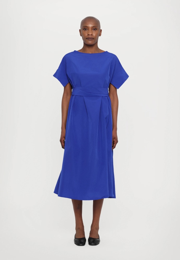 Šaty s páskem, Max Mara, 3 960 Kč