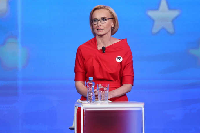 Europoslankyně a předsedkyně KSČM Kateřina Konečná si oblíbila rudou barvu šatů - snad také kvůli své politické příslušnosti. 