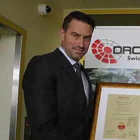 CEO firmy Drogbruk, který ukradl kšiltovku.