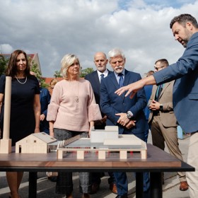 Petr Pavel a Eva Pavlová navštívili Pardubický kraj.