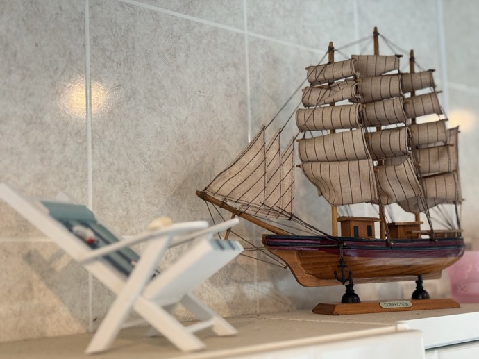 Ani zde nechybí lodě...