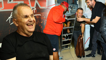 FOTO: Kapela Elán se zasekla ve výtahu.