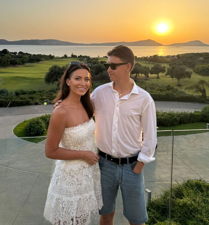 Gabriela Partyšová posílá syna na internátní školu do Skotska. 