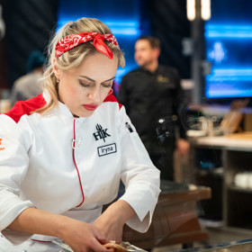 Iryna Shapa vyvolává mezi fanoušky kontroverze.