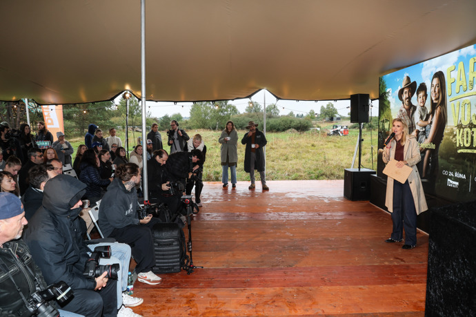 Promítání prvního dílu.